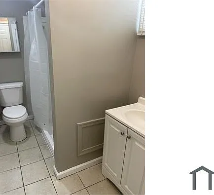 404 N 53rd St — Photo 11