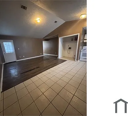 3 bed, 1110 sqft, $1,135 — Photo 4