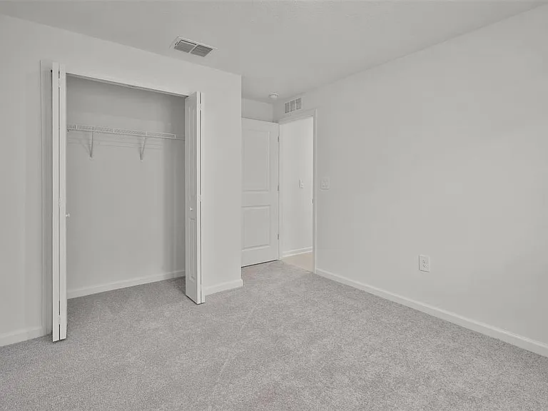 2711 Pioneer Trl — Photo 13