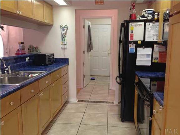 4th image of 6055 Villenauve Ln