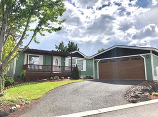 2440 SW Phlox Pond Dr, Redmond, OR 97756