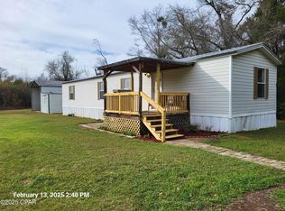 2672 Dock Rd, Cottondale, FL 32431