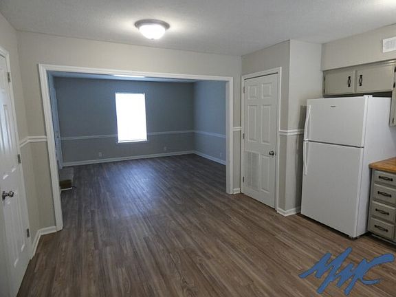 3rd image of 248 Caroline Dr #A
