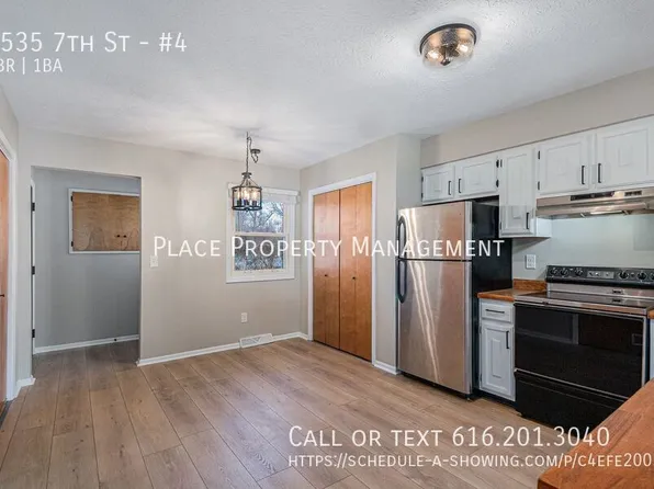 2535 7th St APT 4, Shelbyville, MI 49344