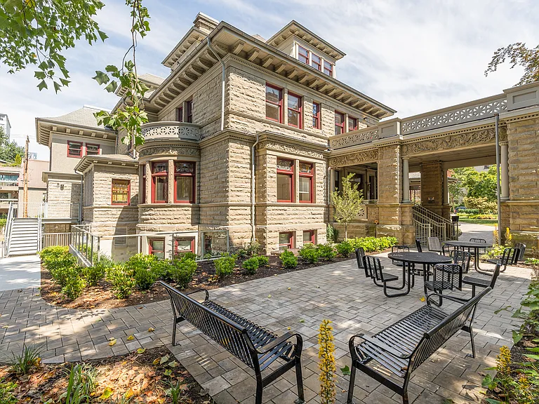 1523 Davie St #201 — Photo 3