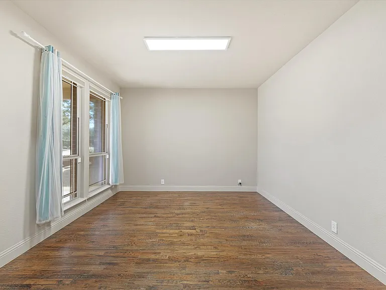 11553 Penick Way — Photo 16