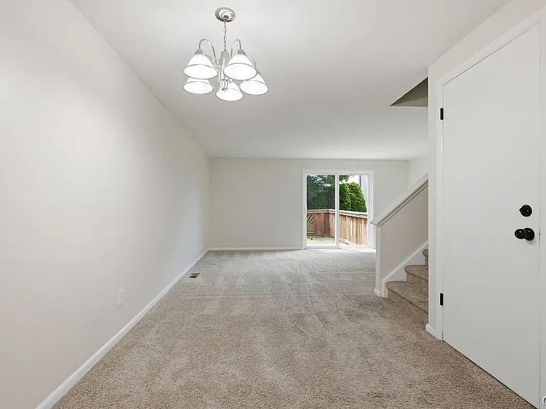 8457 Bubbling Springs Dr — Photo 6