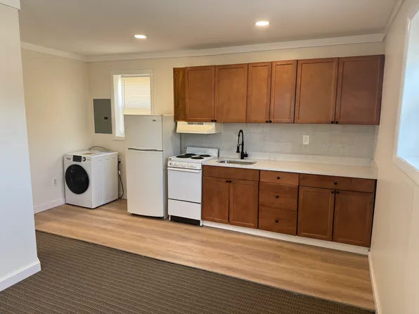 1253 E Ridge Pike APT 3, Plymouth Meeting, PA 19462