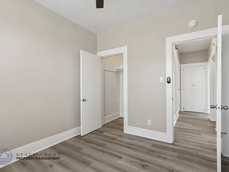 1141 Pine Ave — Photo 44