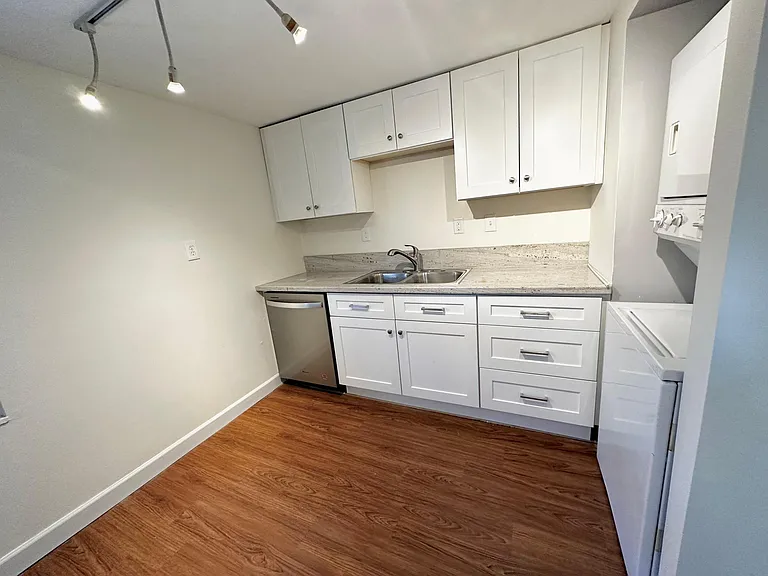 2515 Hackberry St #2 — Photo 2