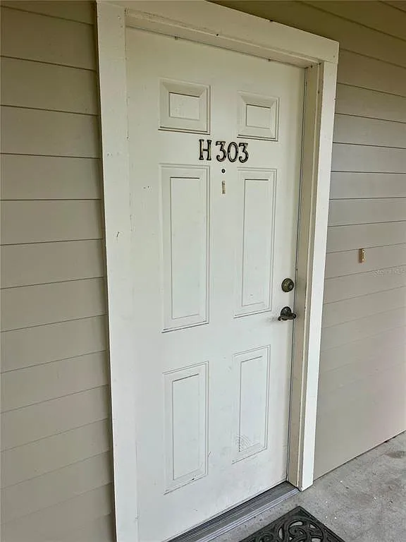 3 bed, 3.0 bath, 1441 sqft, $2,250 — Photo 2