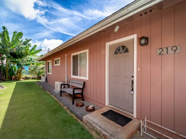 219 Crest Ave #2, Wahiawa, HI 96786