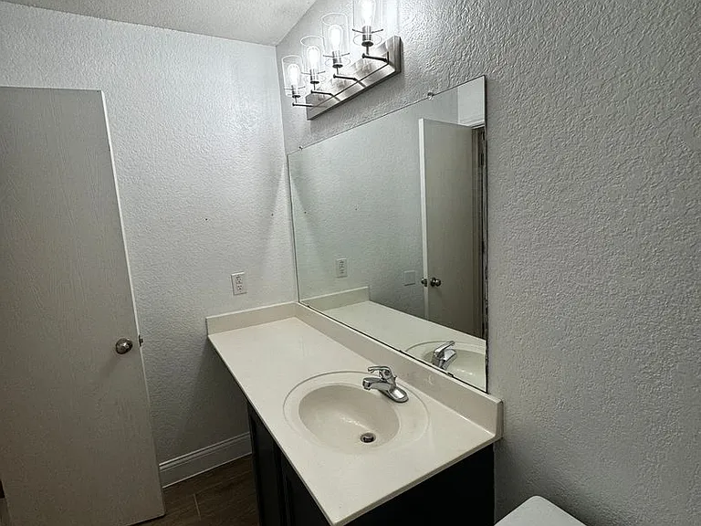 9016 Dublin Grn — Photo 28