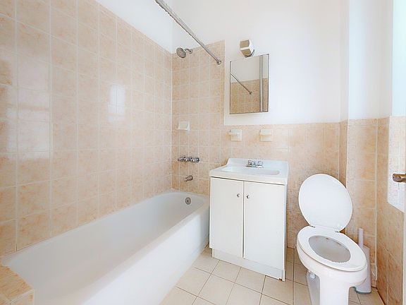5th image of 263 Eastern Pkwy APT 1A