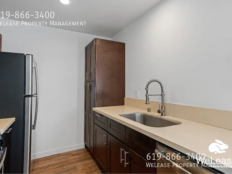 1456 Rosecrans St — Photo 2