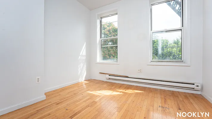 Rented by Nooklyn NYC LLC | media 45