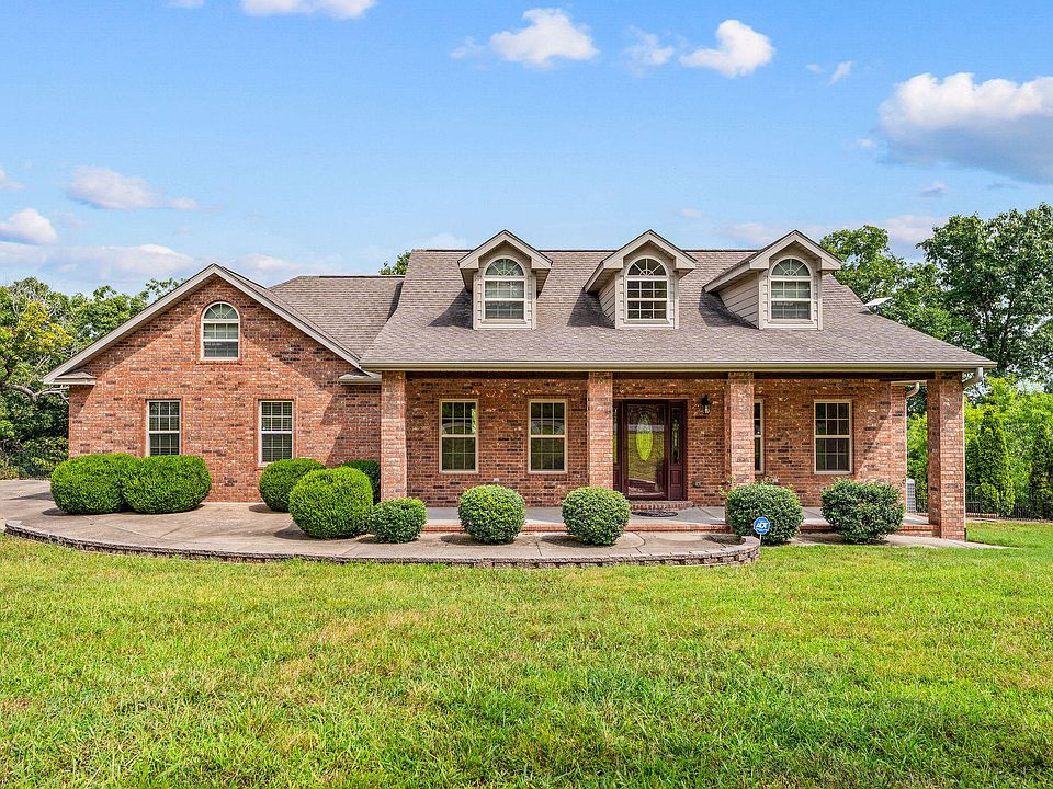 1st image of 514 Rose Hill Lane