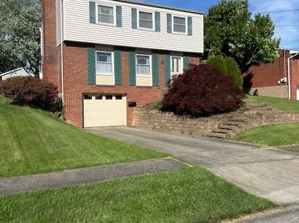 52 Emerson St, Uniontown, PA 15401