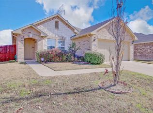 9125 Maple Canyon Dr, Arlington, TX 76002
