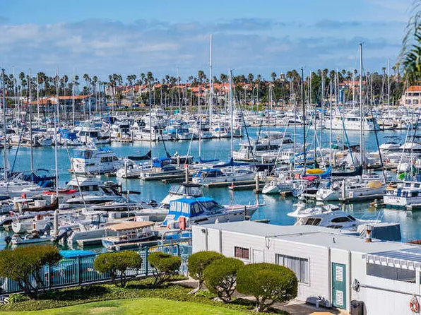 3101 Peninsula Rd APT 304, Oxnard, CA 93035