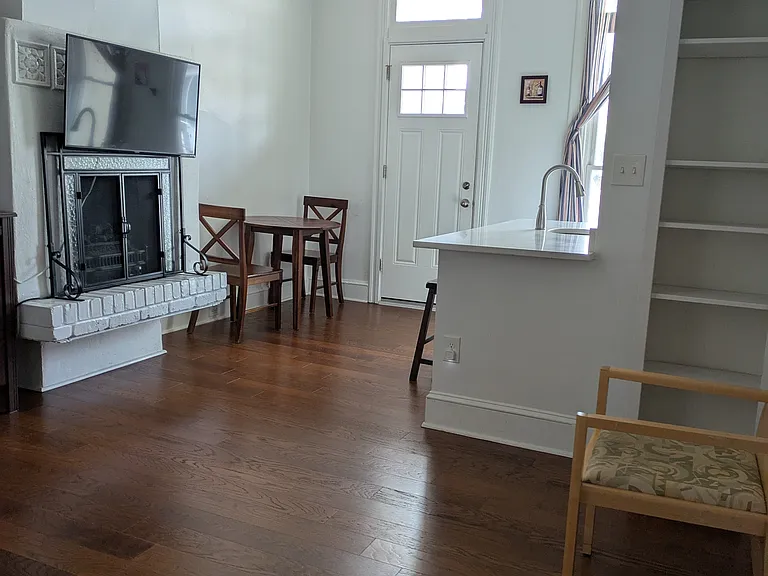 409 Constitution Ave NE #3 — Photo 3