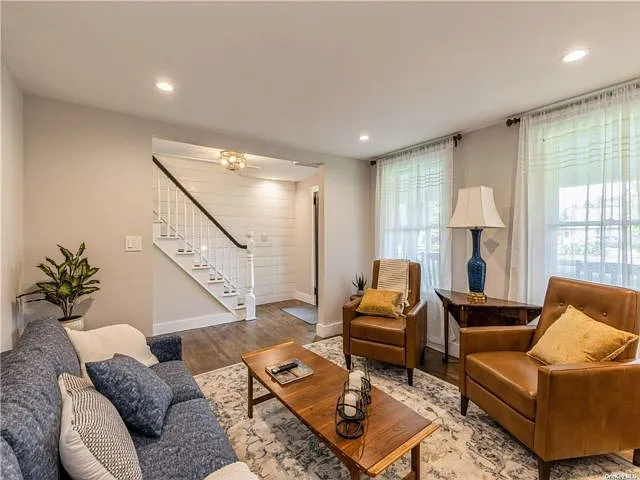 4 bed, 2.0 bath, 2000 sqft, $7,500 — Photo 4