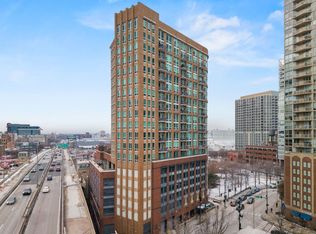 600 N Kingsbury St APT 506, Chicago, IL