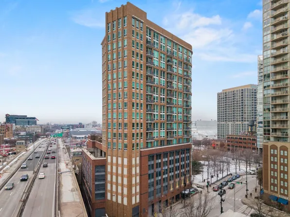 600 N Kingsbury St APT 506, Chicago, IL 60654