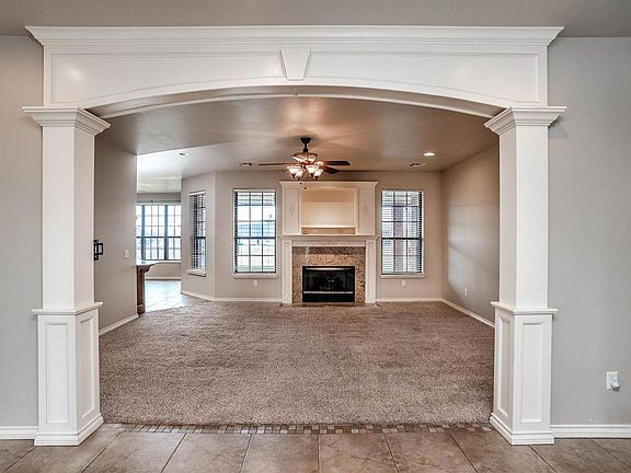 4th image of 301 Prairie Ln