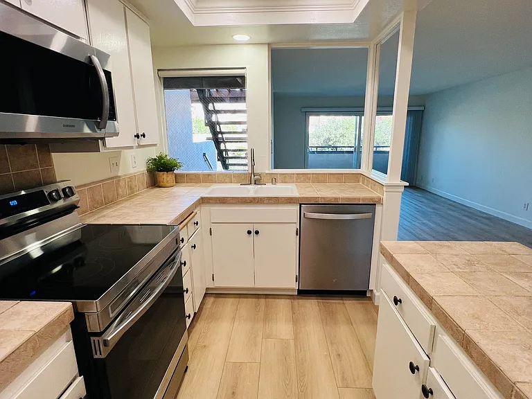 5937 Armaga Spring Rd #N — Photo 3