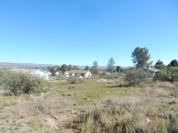 20033 E Longhorn Ln, Mayer, AZ 86333