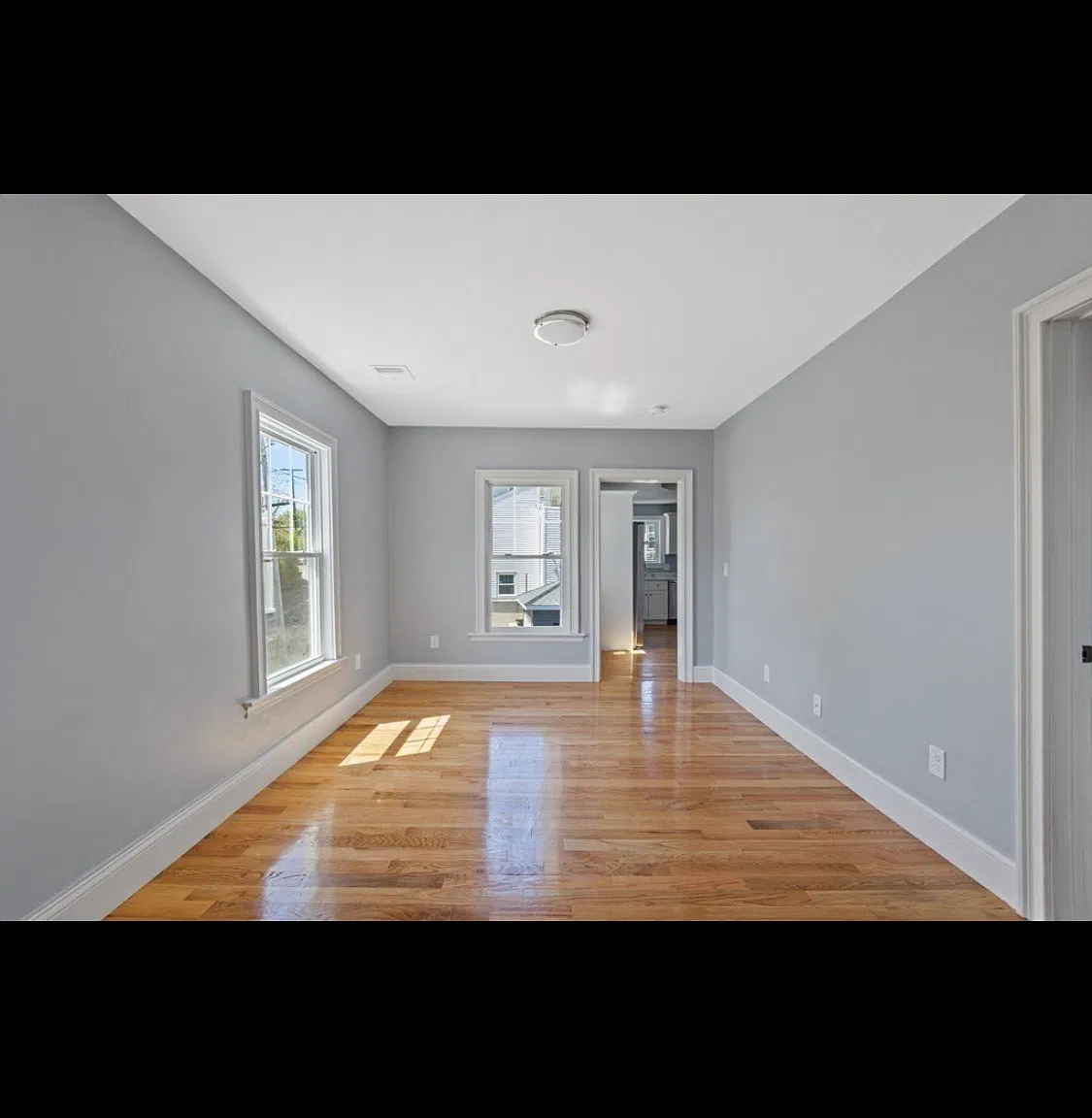 2 bed, 925 sqft, $2,800 — Photo 2