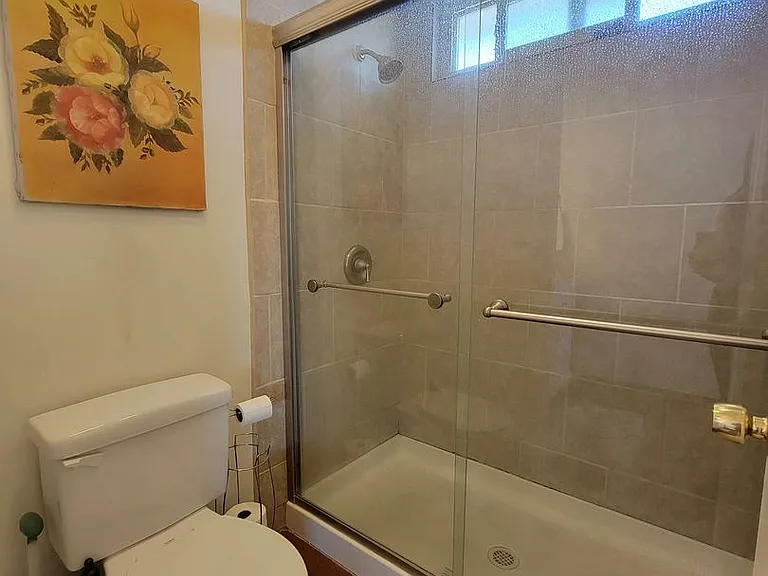 7620 Lone Star St — Photo 32