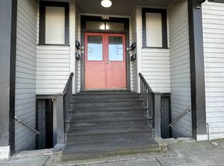 2456 NW Vaughn St APT 4, Portland, OR 97210