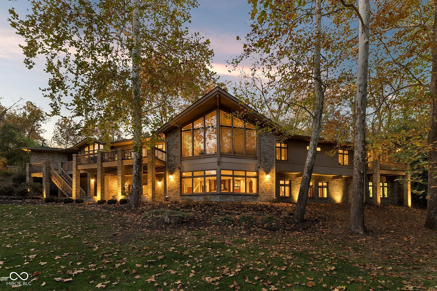 6255 Sycamore Hl photo 1