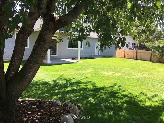 5th image of 114 Cedar Avenue