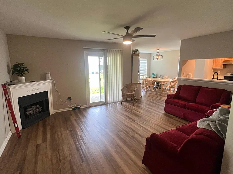 232 Loring Ct #232 — Photo 6