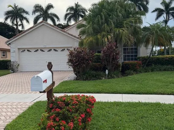 1951 OAK BERRY Circle, Wellington, FL 33414