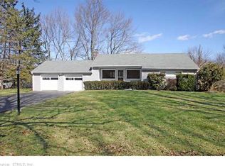 117 Hattertown Rd, Newtown, CT 06470