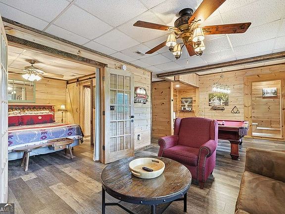 4th image of 399 Laurel Mountain Rd #101