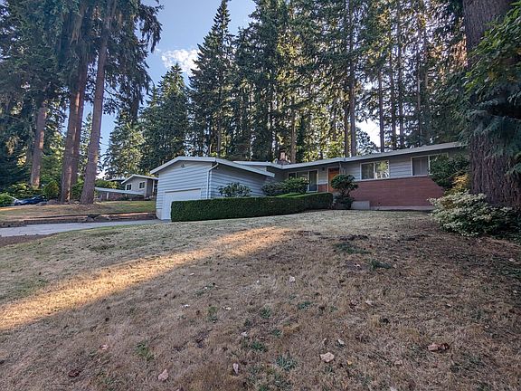 2nd image of 1615 152nd Ave SE