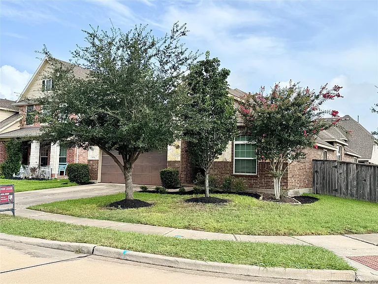 26934 Churchill Gate Ln — Photo 2