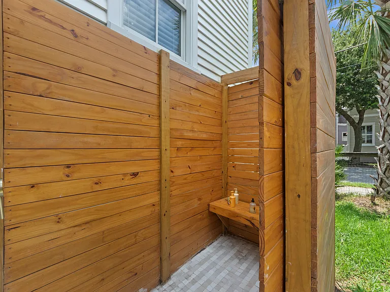14 Carolina St — Photo 26