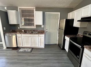 1013 Hillside Dr, Valdosta, GA 31601