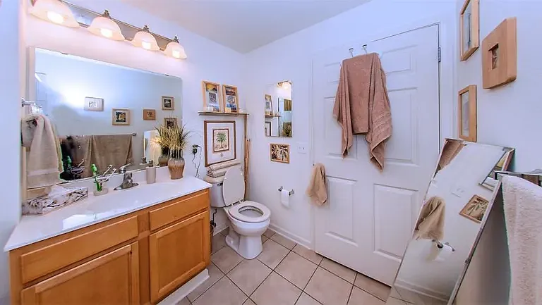 586 N Midvale Blvd — Photo 10