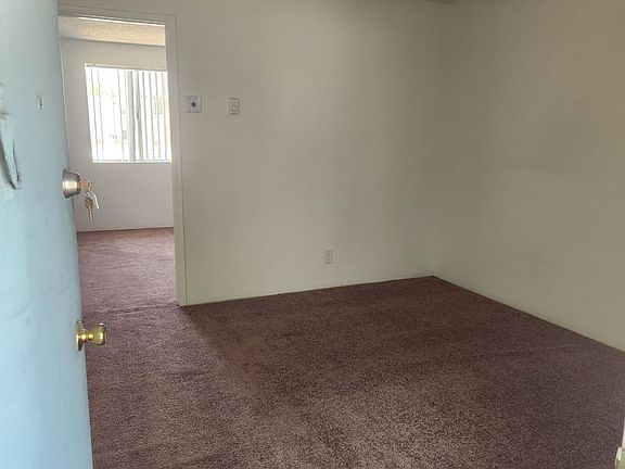 4th image of 5530 E Bellevue St #G