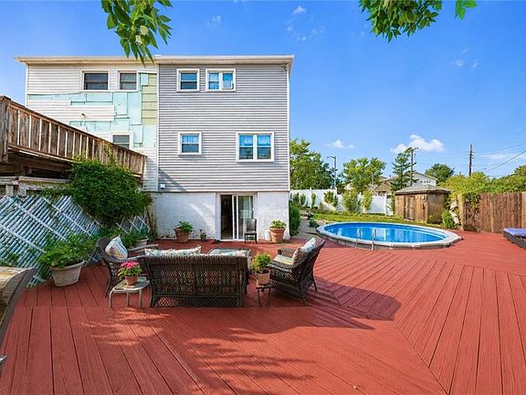 4th image of 41 Ibsen Ave