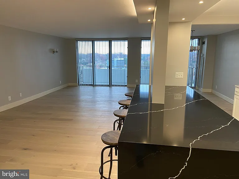 5101 River Rd #1201 — Photo 5