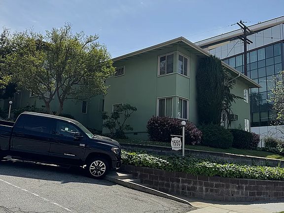 2nd image of 1550 N Verdugo Rd #18