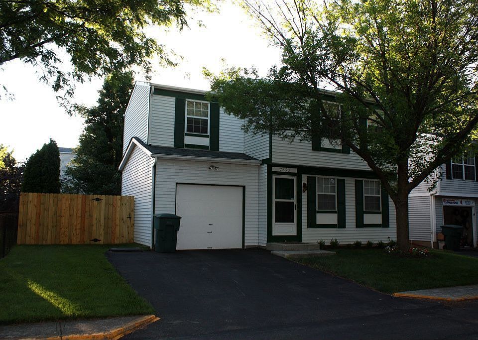 Outside View (Trim Color Changing)